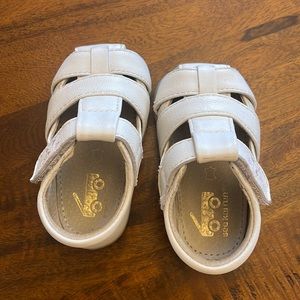 See Kai Run first Walker shoes